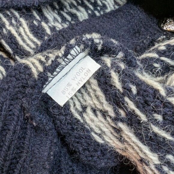 L.L. Bean Vintage Snowflake Wool Blend Sweater, women's L - Picture 6 of 7